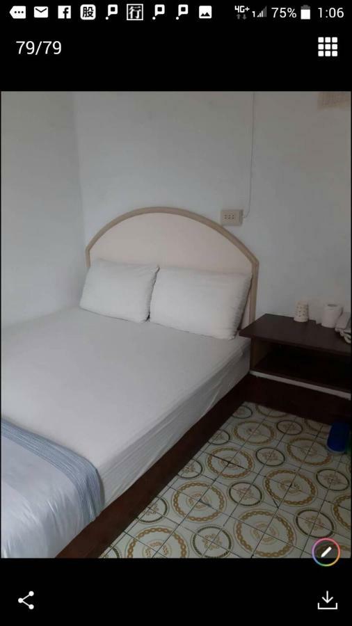 Yongxing Inn Chiayi City Exterior photo